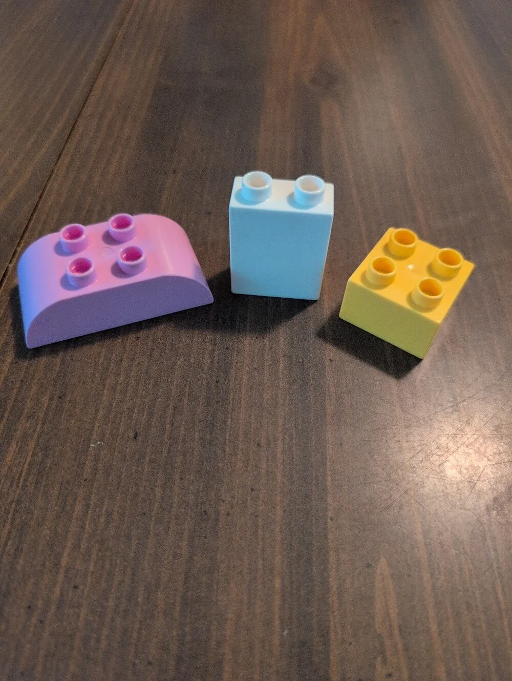 Lego Duplo Minnie Mouse Figures And Blocks